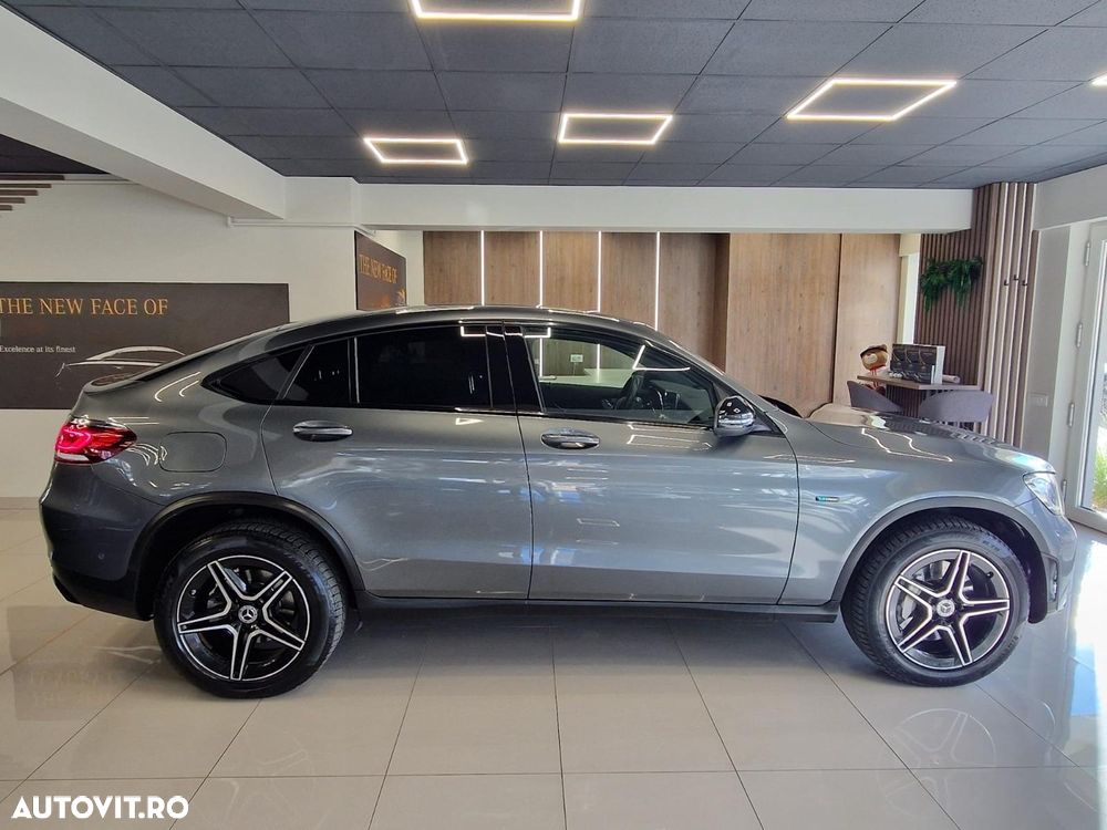 Mercedes-Benz GLC Coupe 300 de 4Matic 9G-TRONIC - 4