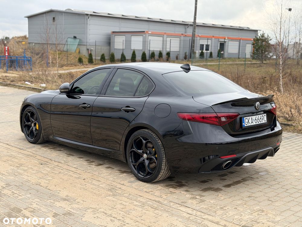 Alfa Romeo Giulia 2.0 Turbo Veloce - 16