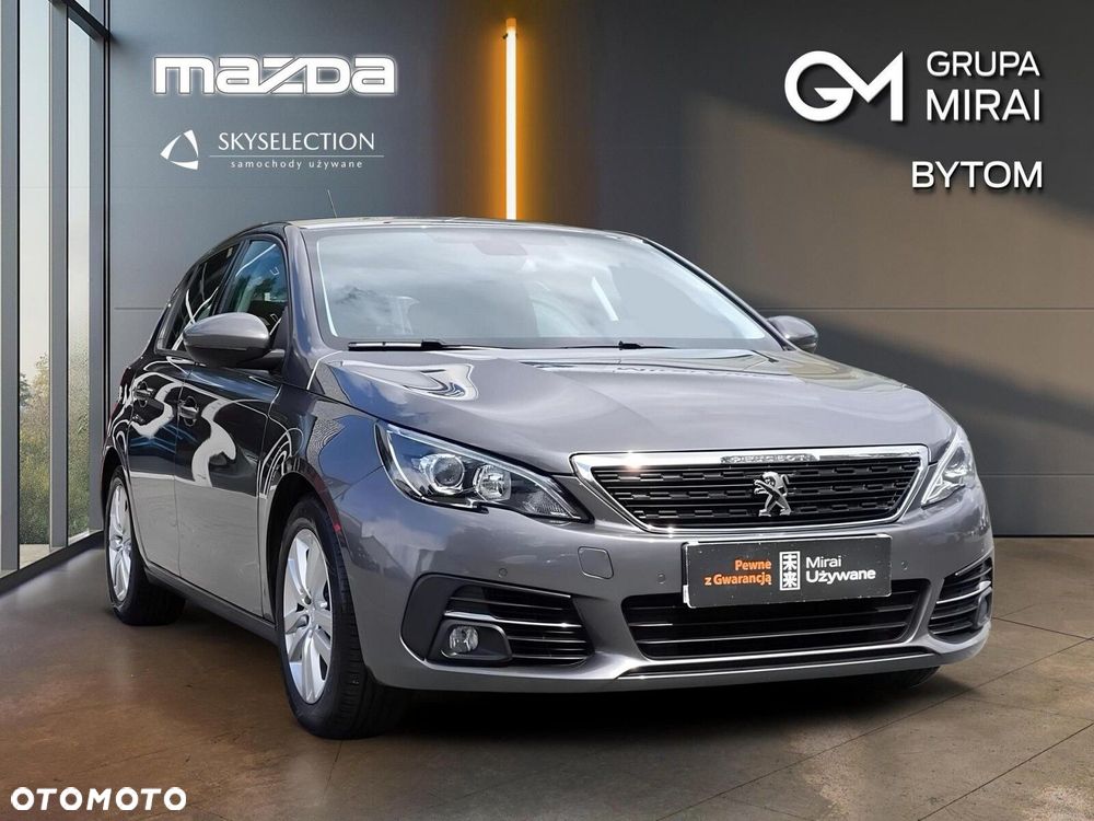 Peugeot 308 - 8
