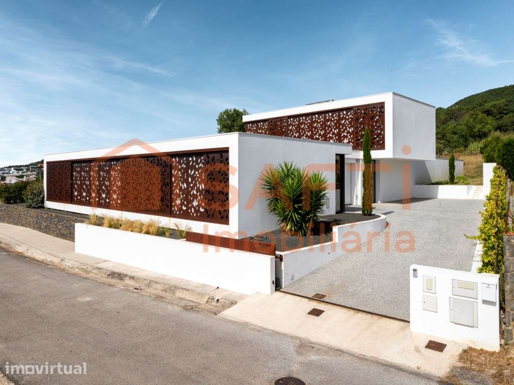 Moradia de Luxo Contemporânea V5 - Grande imagem: 3/33