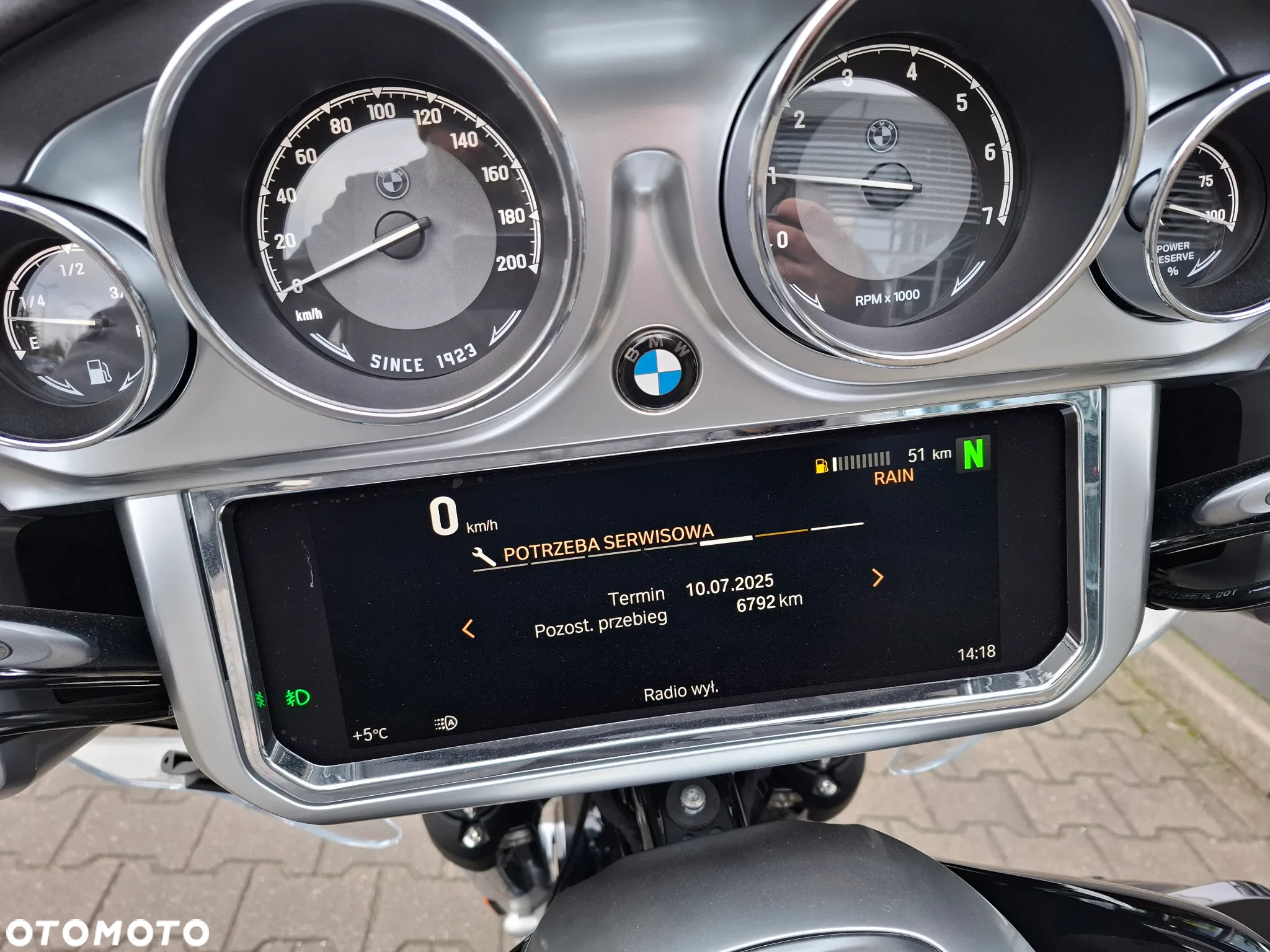 BMW R - 12