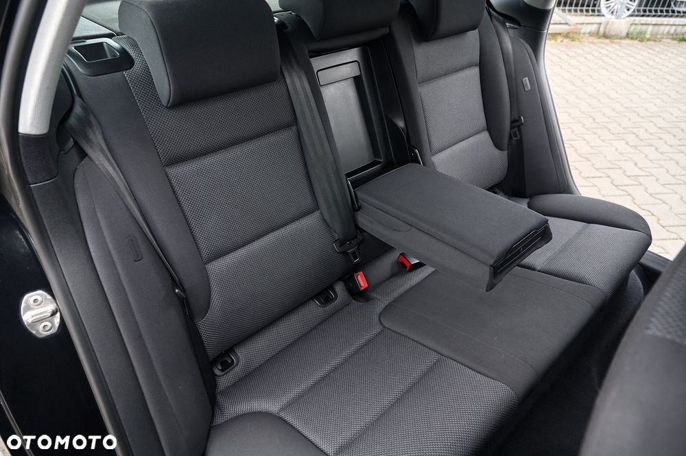Audi A3 Sportback 1.6 Ambiente - 34