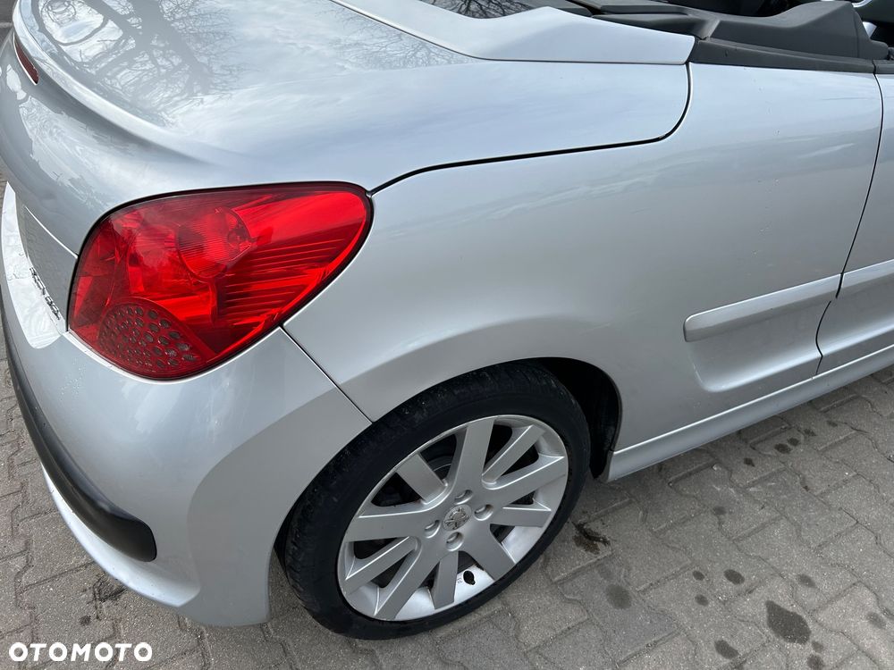 Peugeot 207 - 18