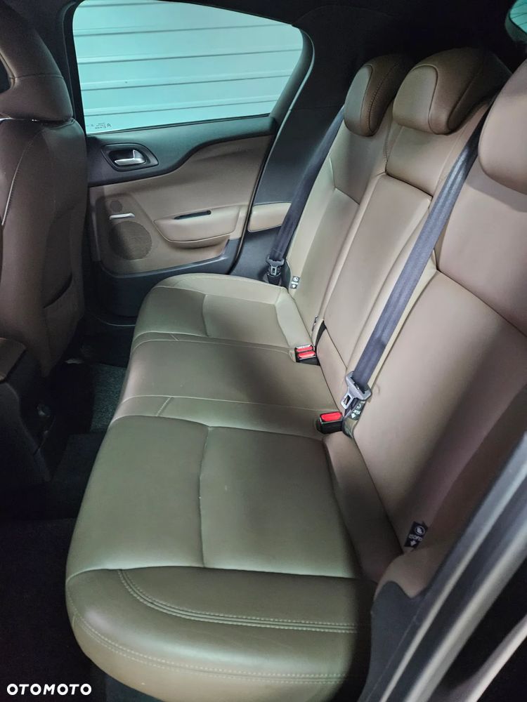 Citroën DS4 1.6 THP SoChic MCP - 6