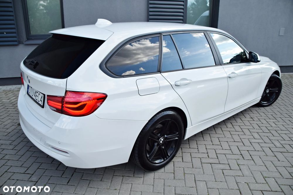 BMW Seria 3 318d - 9