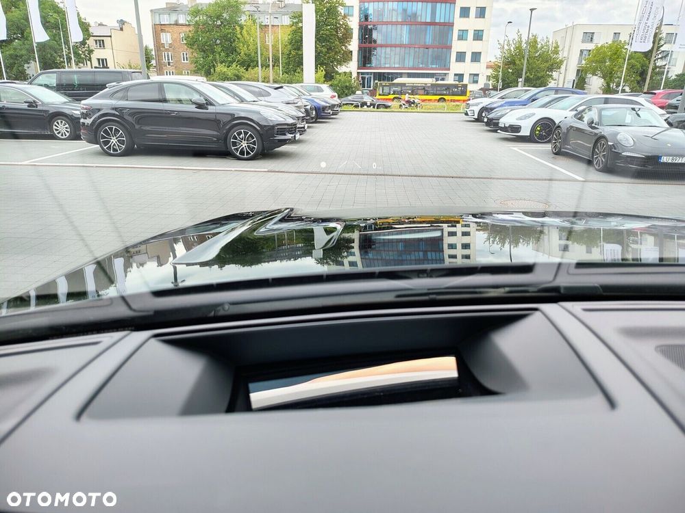 Volkswagen Touareg - 23