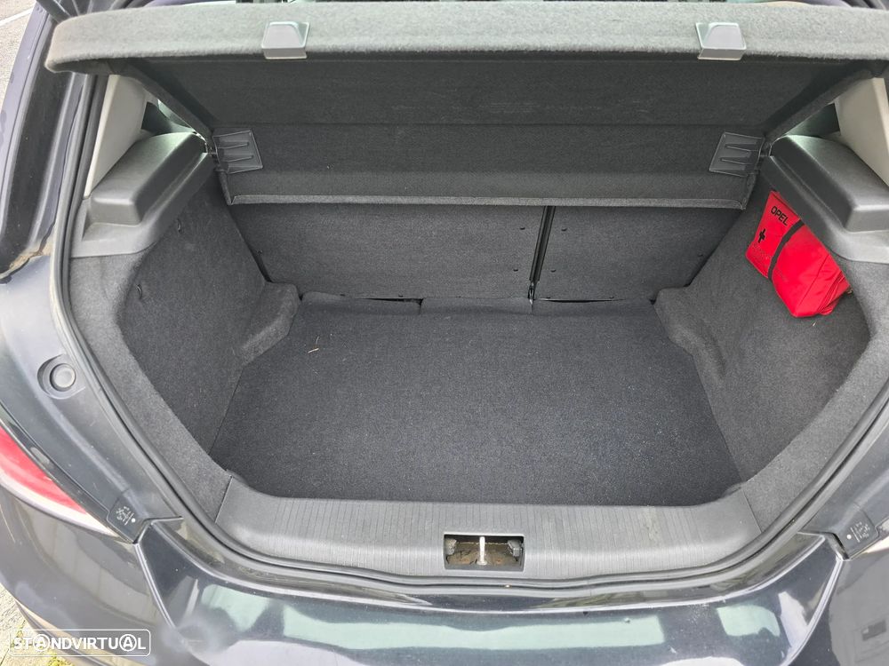 Opel Astra 1.3 CDTI Cosmo - 8