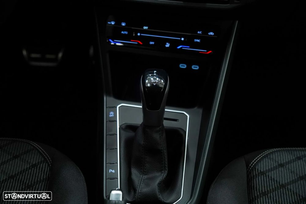 VW Taigo 1.0 TSI R-Line DSG - 31