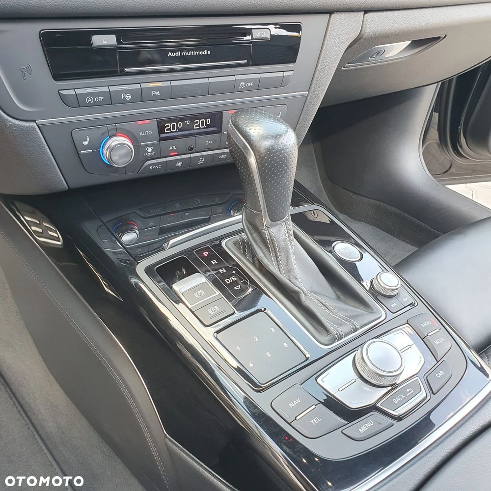 Audi A6 Avant 2.0 TDI Quattro S tronic - 10
