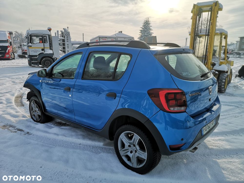Dacia Sandero Stepway - 11