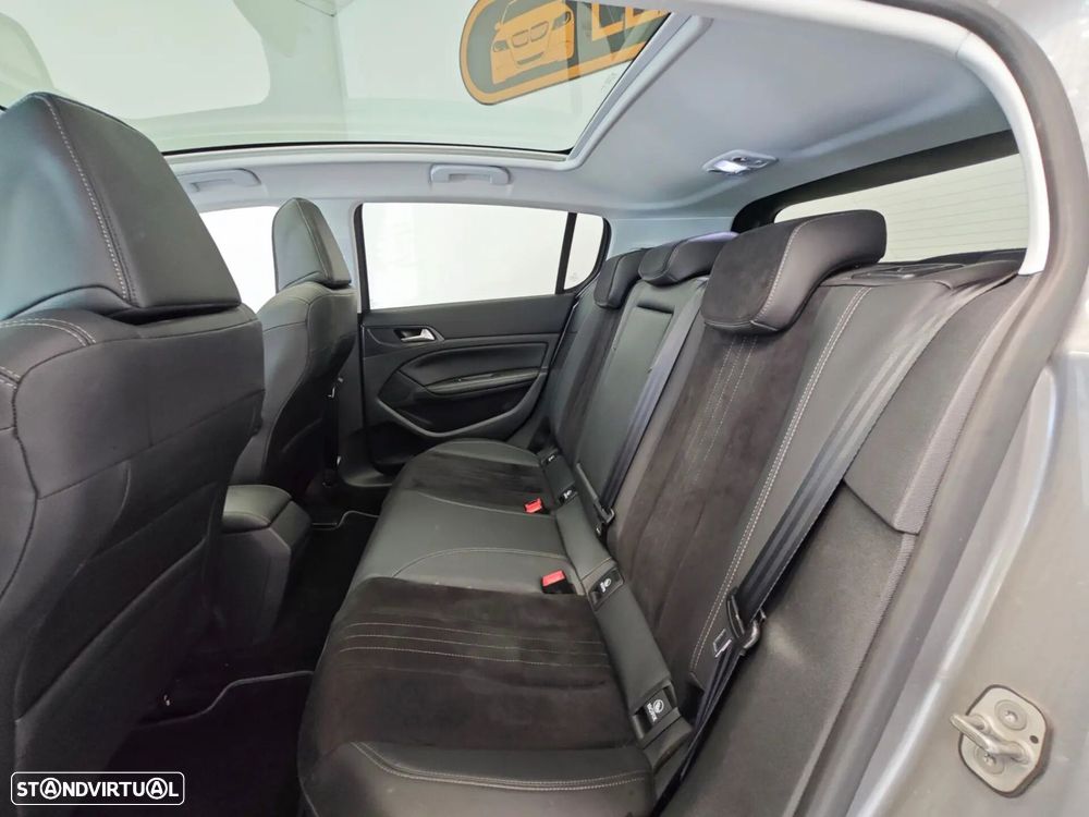 Peugeot 308 1.2 PureTech Allure Pack - 10