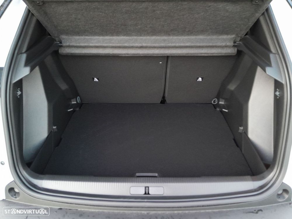 Peugeot 2008 1.2 PureTech Allure - 24