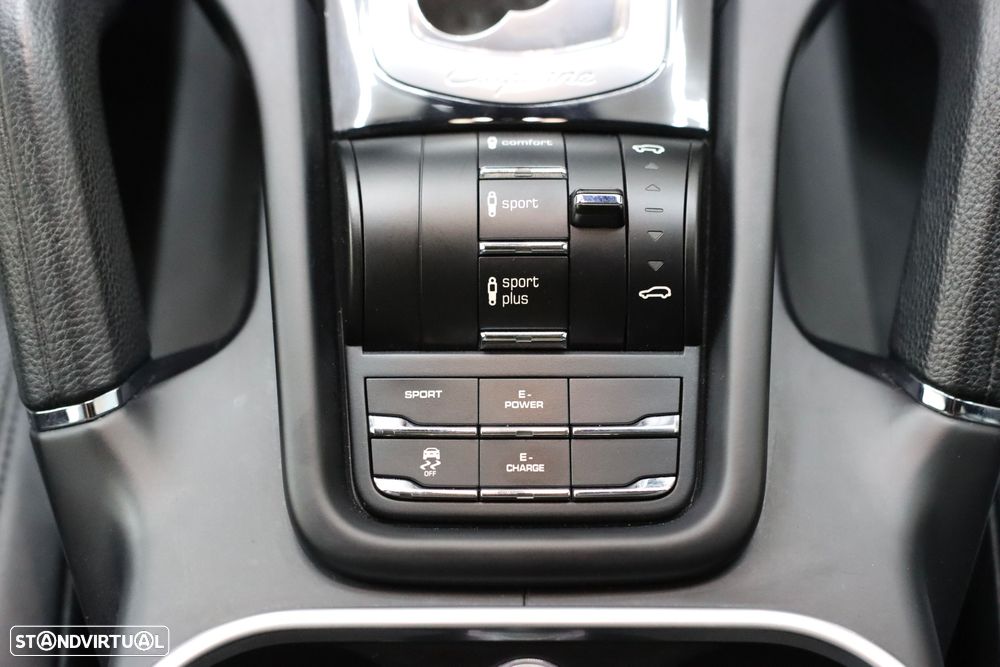 Porsche Cayenne - 18