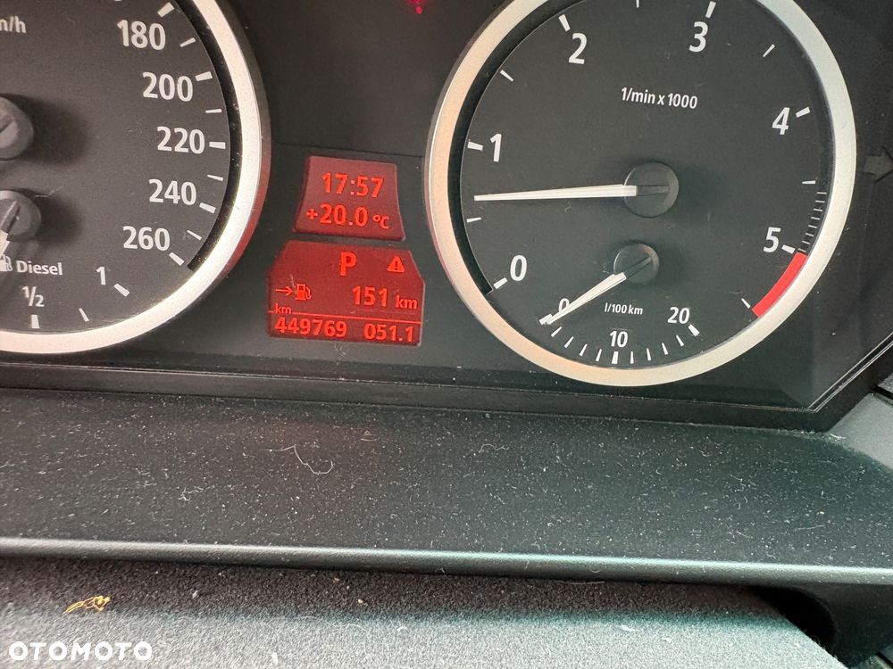 BMW Seria 5 525d - 15
