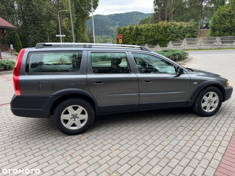 Volvo XC 70 2.4D5 AWD Summum - 8