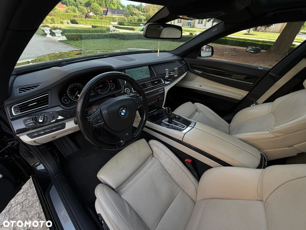 BMW Seria 7 730d xDrive - 25