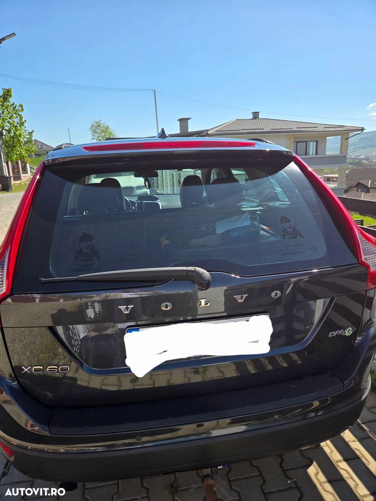 Volvo XC 60 DRIVe Momentum - 6