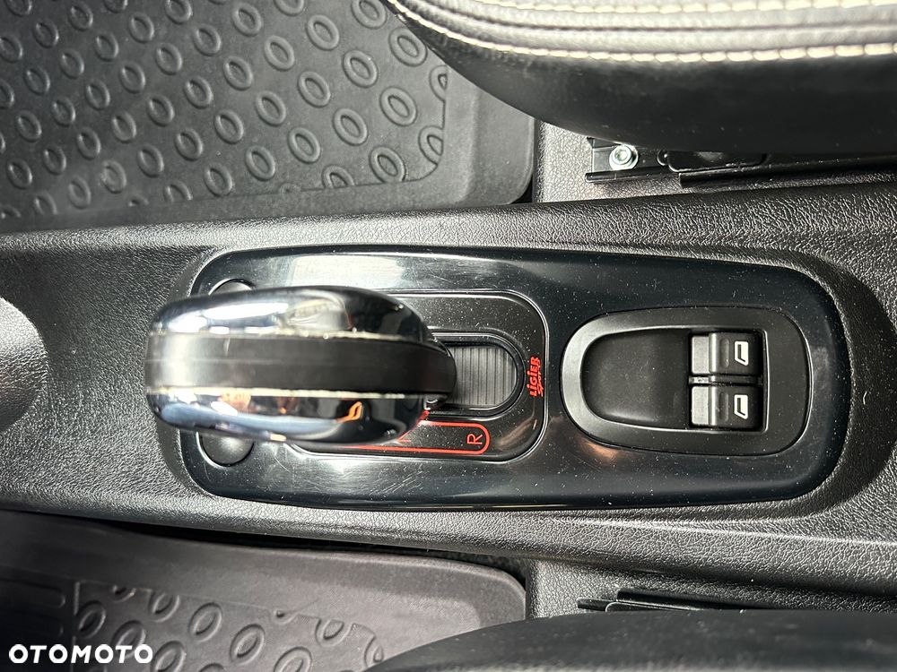 Aixam Crossover - 21