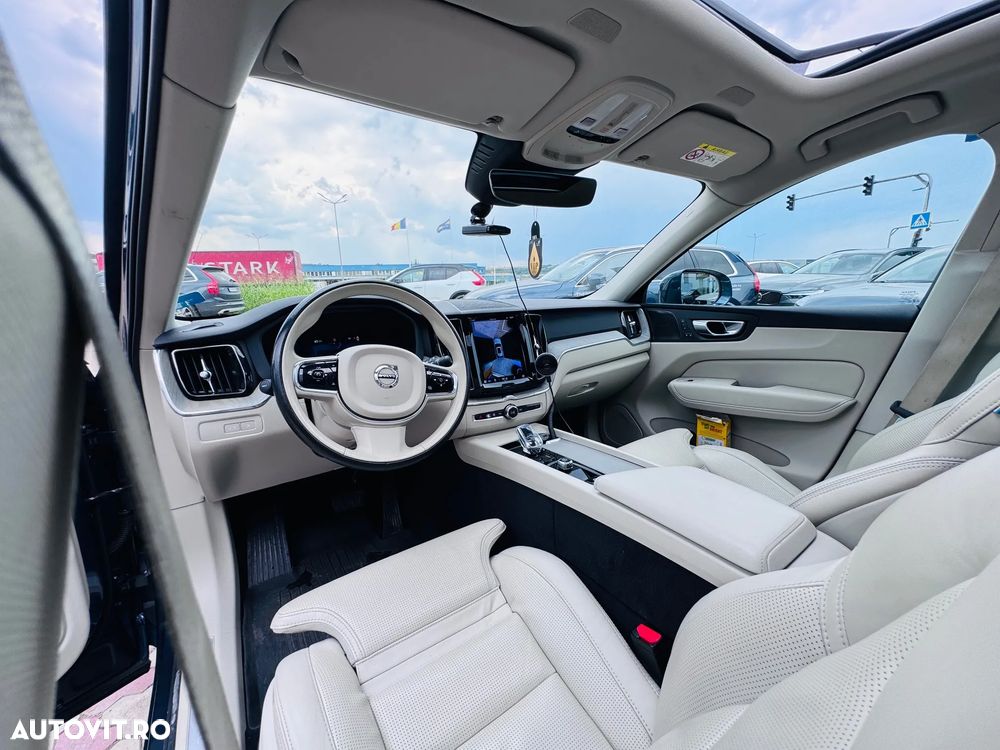 Volvo XC 60 - 4