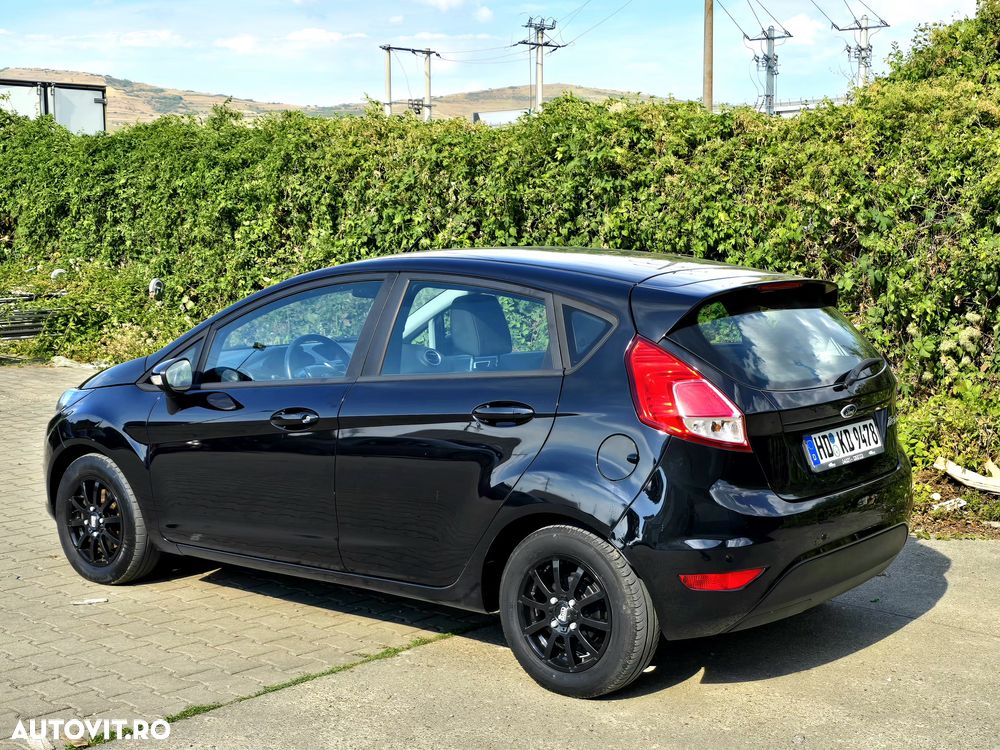 Ford Fiesta - 12