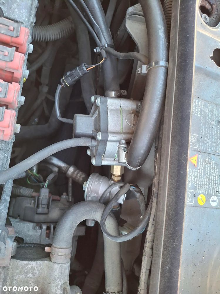 Renault Laguna - 4