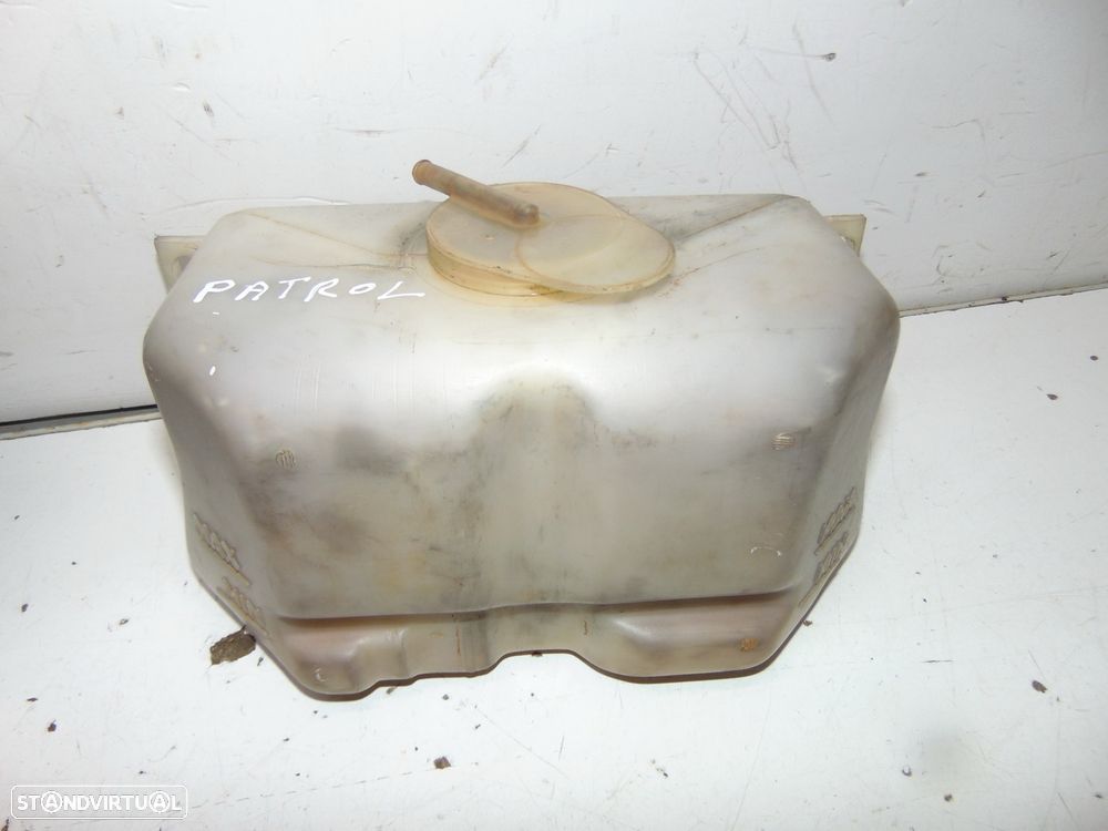 Nissan Patrol 260 bomba embraiagem/Depósitos - 6