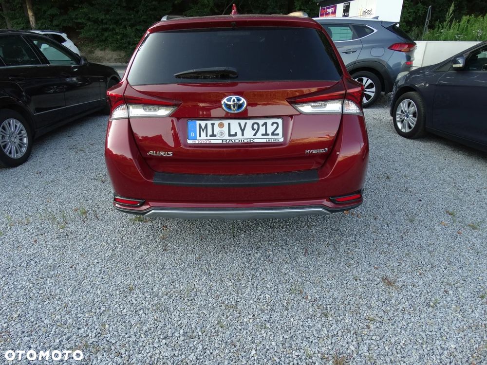 Toyota Auris - 2