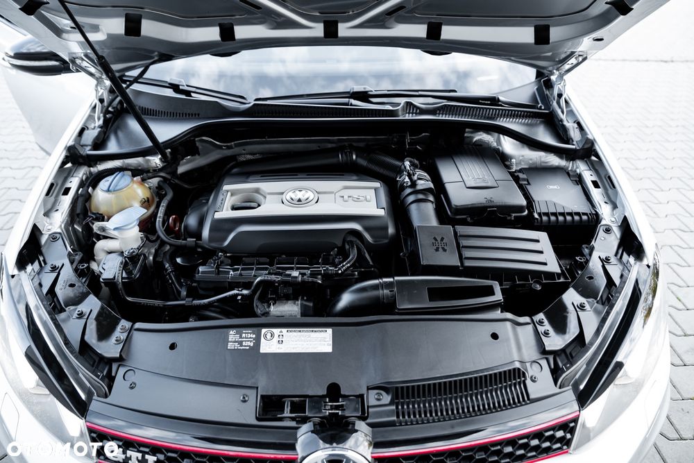 Volkswagen Golf 2.0 GTI - 38