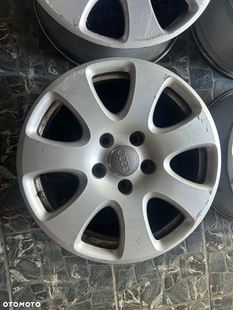 FELGI ALUMINIOWE AUDI Q7 18'' 7,5''x18 ET53 4L0601025E - 3