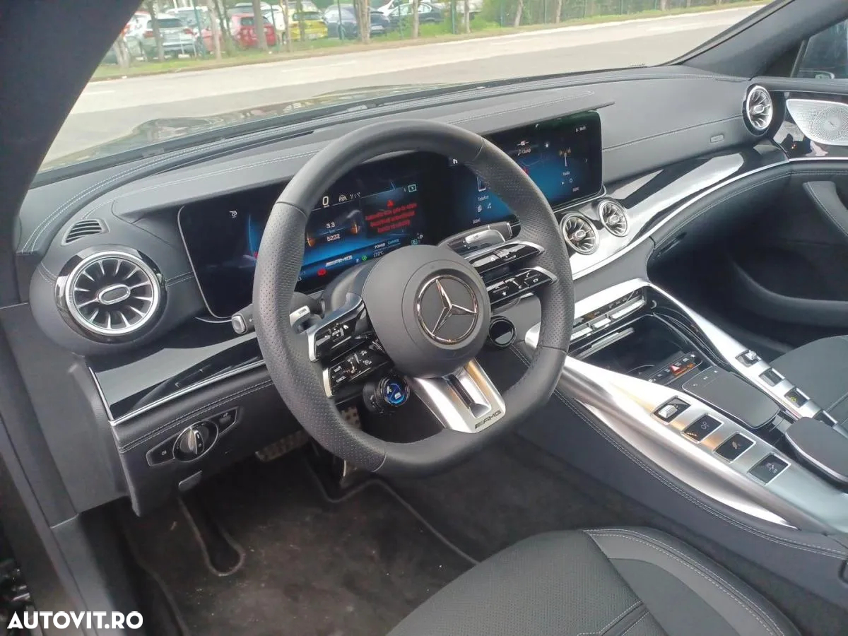 Mercedes-Benz AMG GT 53 4MATIC+ MHEV - 9