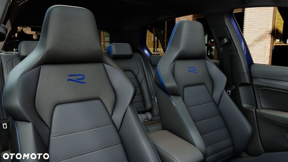 Volkswagen Golf - 11