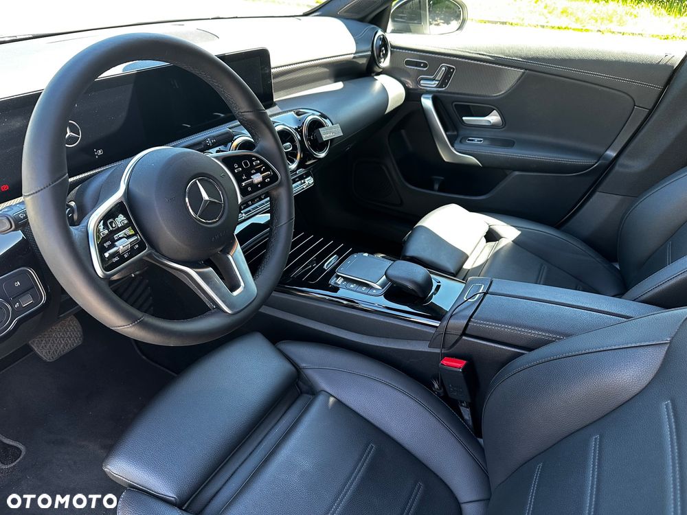 Mercedes-Benz CLA 200 7G-DCT Edition 2021 - 24