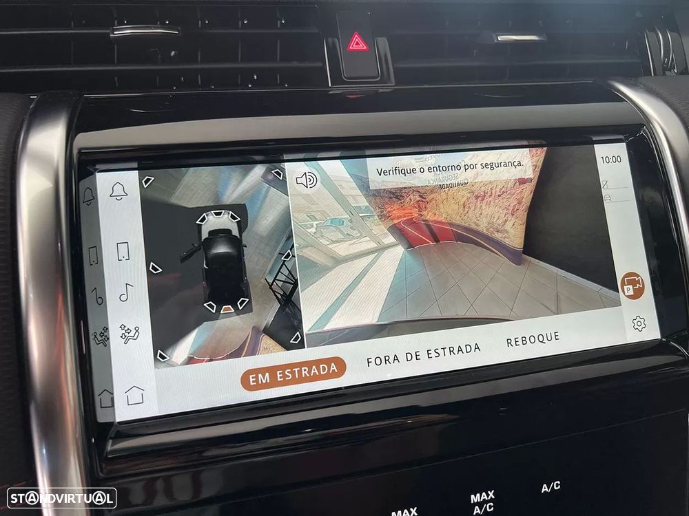 Land Rover Discovery Sport P300e R-Dynamic - 13