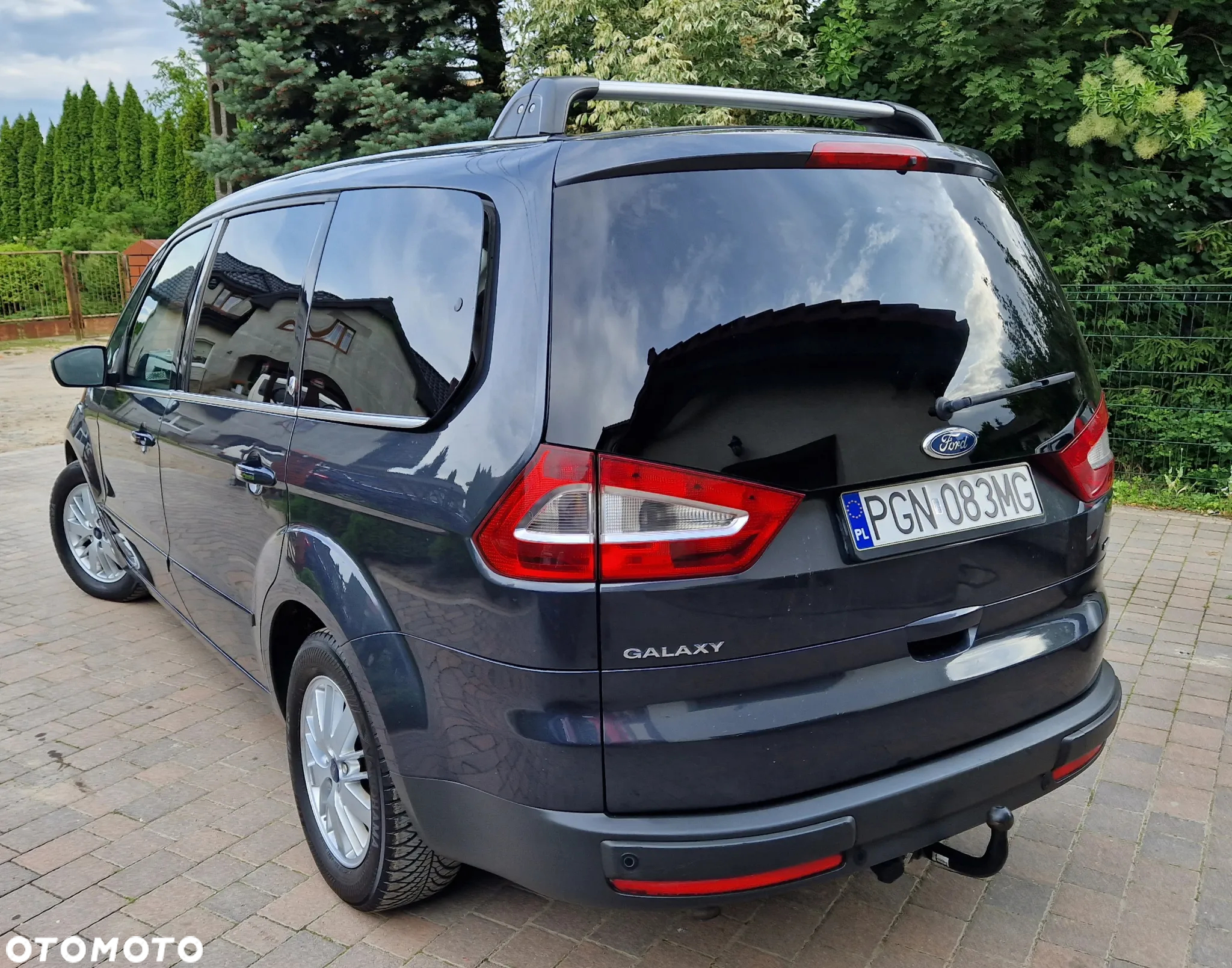 Ford Galaxy 2.0 TDCi Ghia - 8