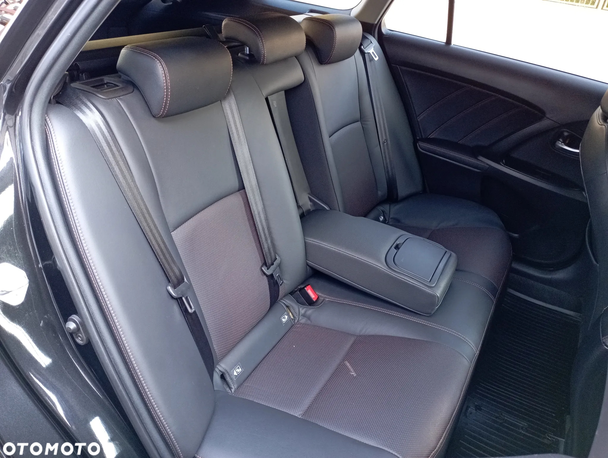 Toyota Avensis 2.0 Prestige MS - 10