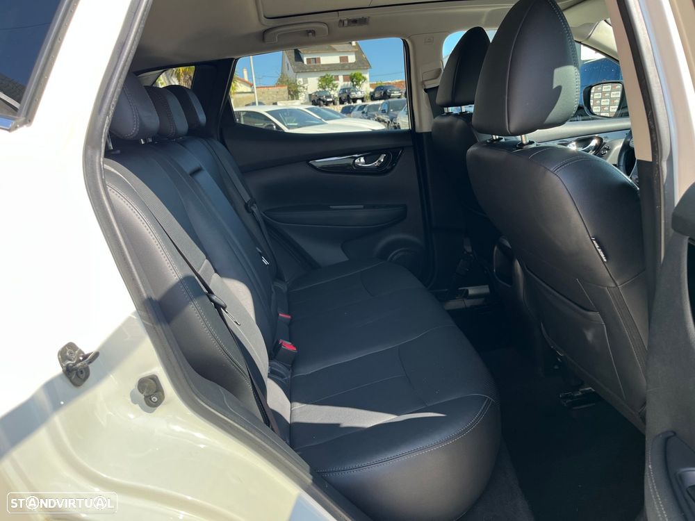 Nissan Qashqai 1.2 DIG-T Tekna - 42