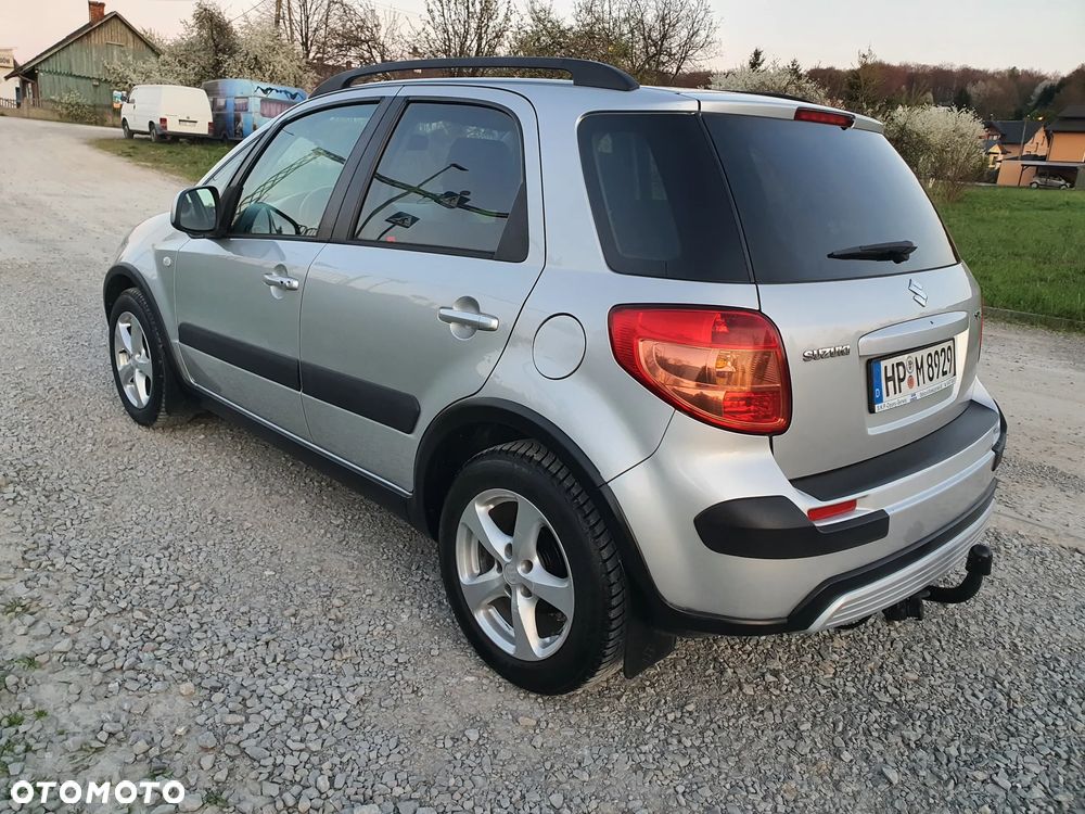 Suzuki SX4 1.6 VVT 4x2 Comfort - 2