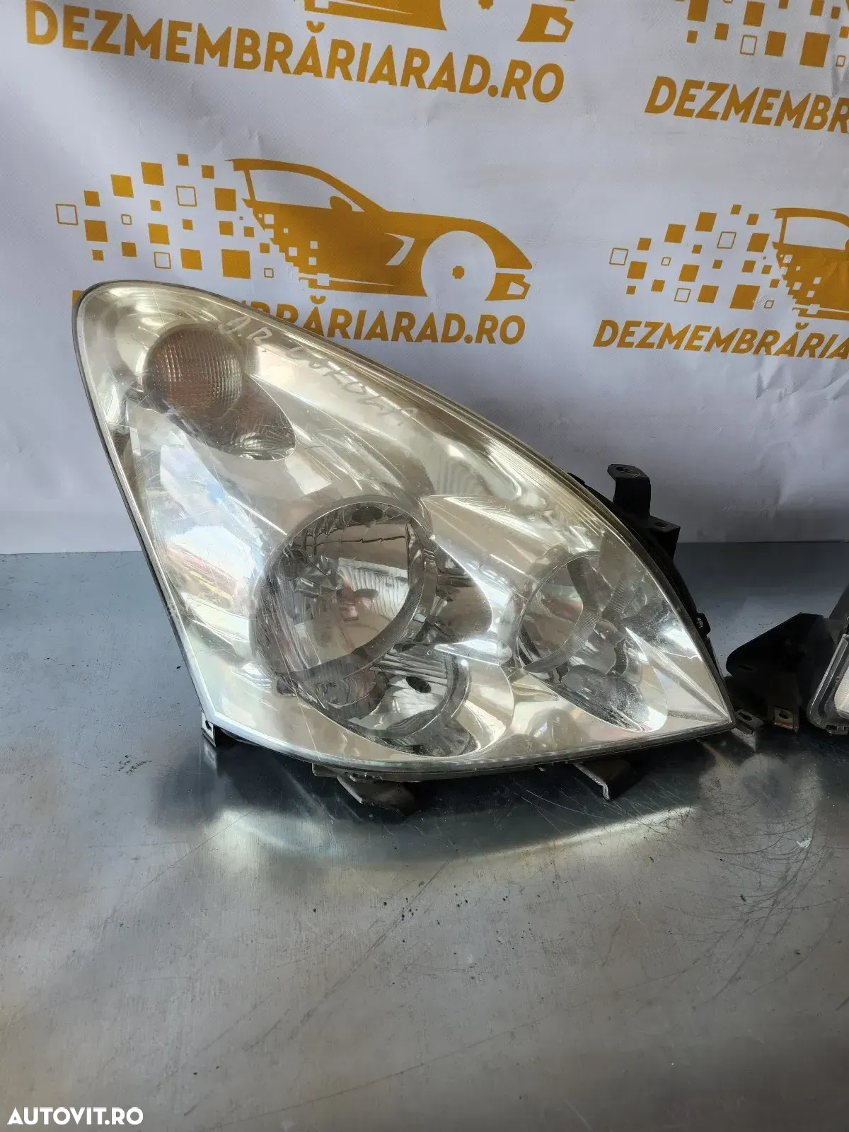 Faruri Far Stanga Dreapta Toyota Corolla Verso Originale Volan Stanga - Dezmembrari Arad - 7