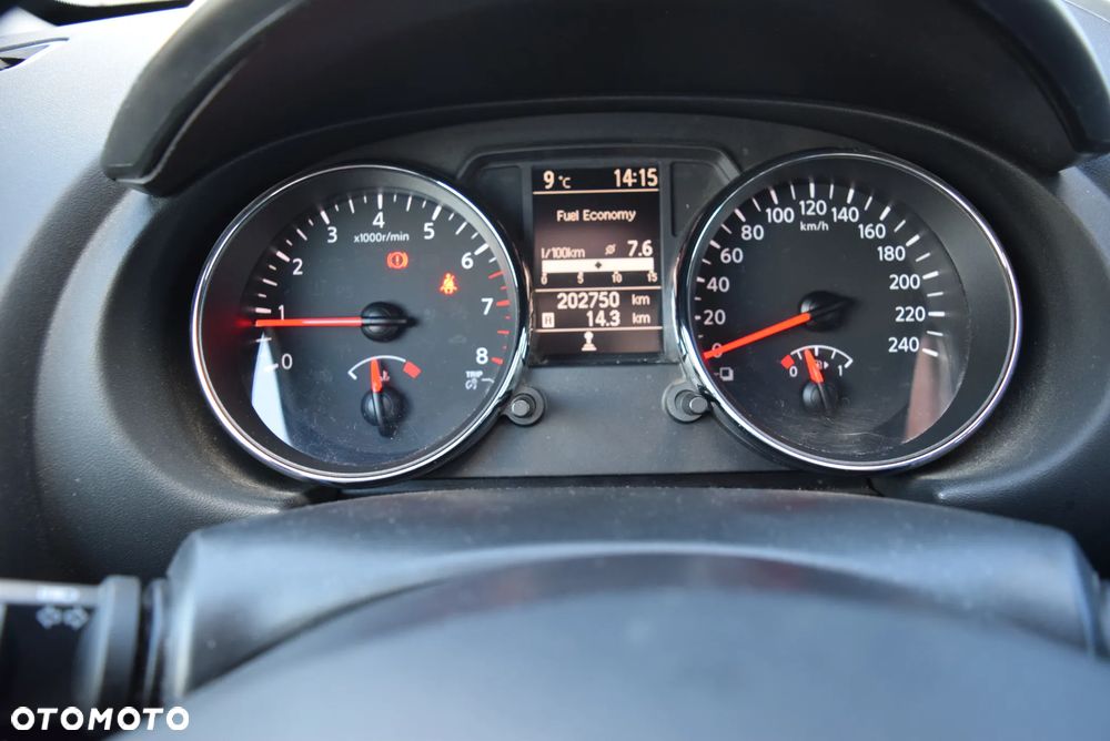 Nissan Qashqai 2.0 Acenta - 17