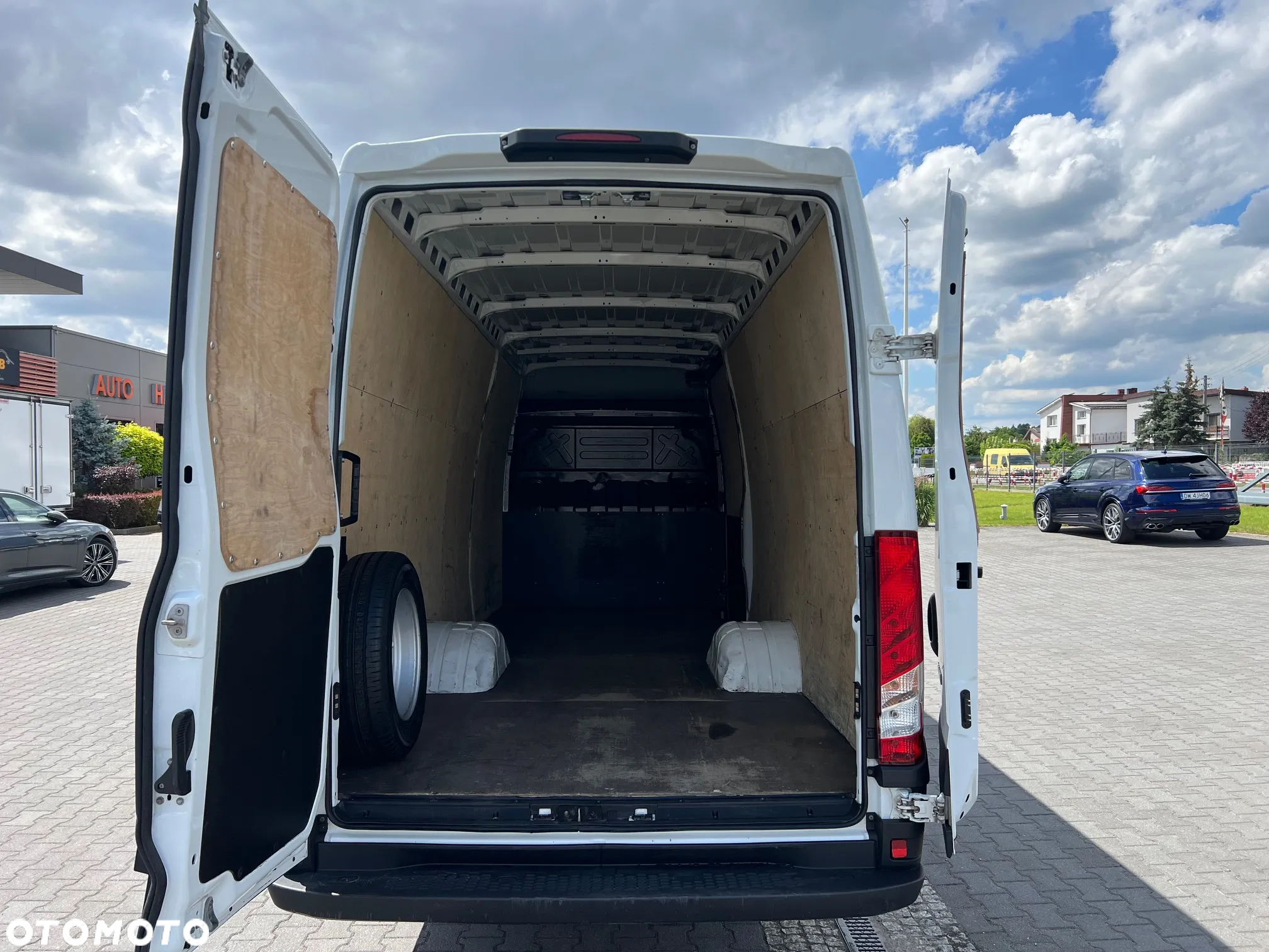 Iveco Daily 35C14 Blaszak Maxi Long Bliźniaki Salon PL, Jeden Właściciel - 6