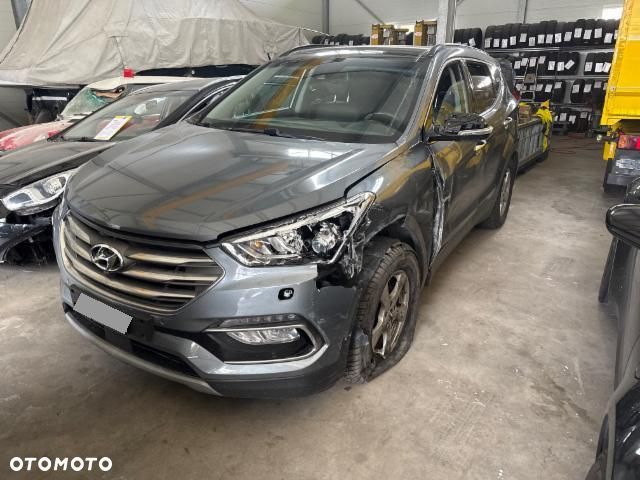 Hyundai Santa Fe 2.2 CRDi 4WD Automatik Premium - 2