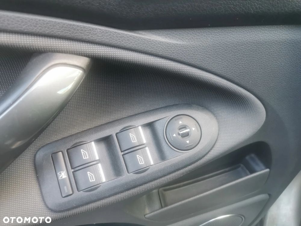 Ford Kuga 2.0 TDCi 4x4 Titanium - 17