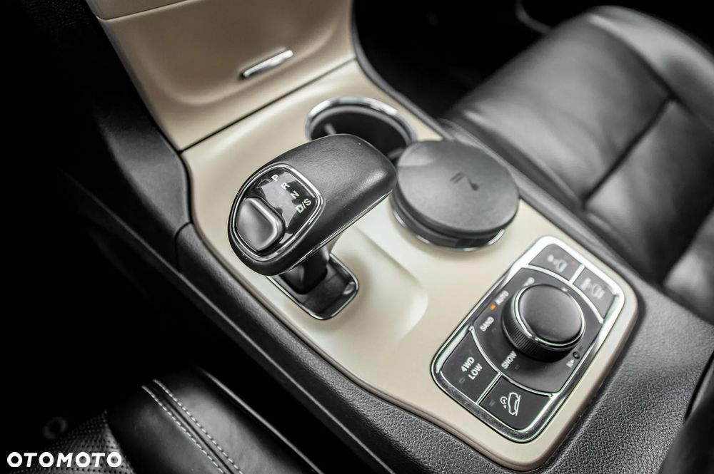 Jeep Grand Cherokee 3.0 CRD Overland - 34