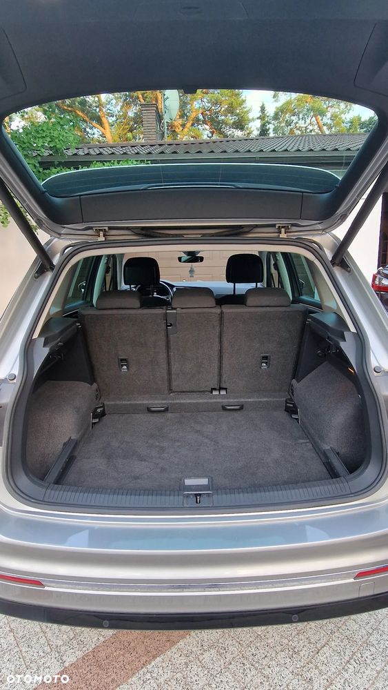 Volkswagen Tiguan - 29