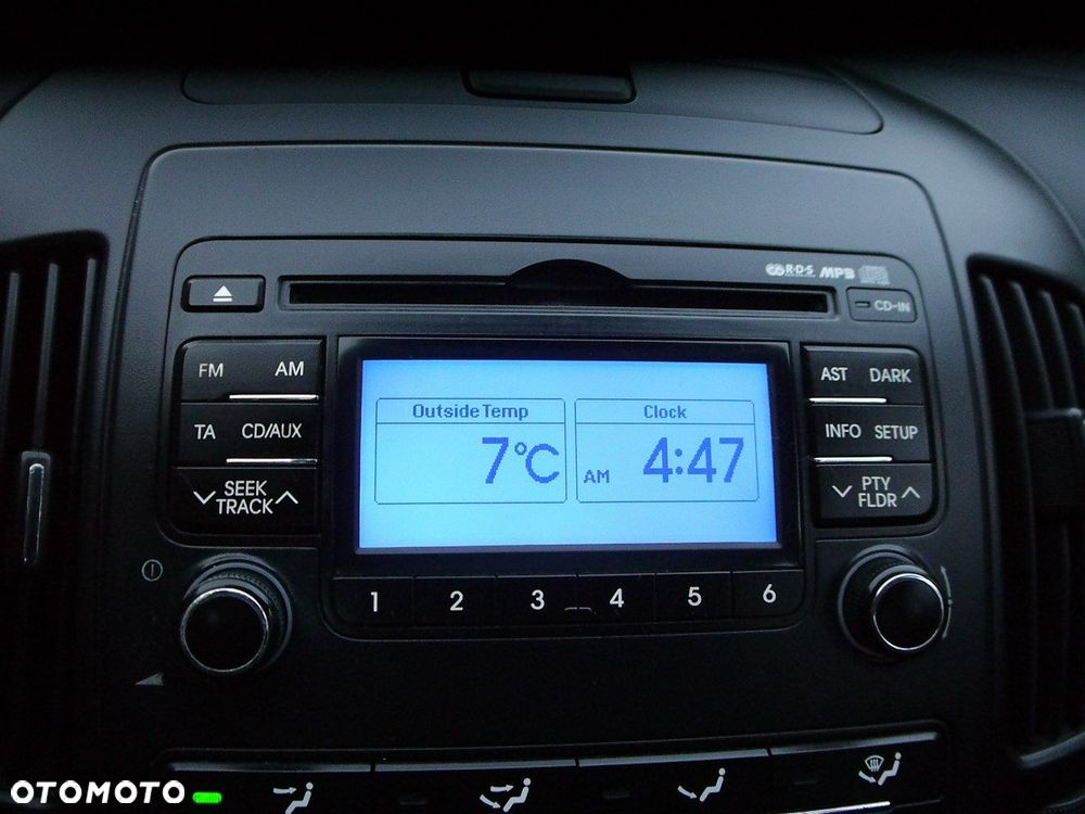 Hyundai i30 1.6 CRDi Comfort EU5 - 19