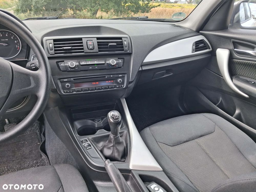 BMW Seria 1 114i - 8