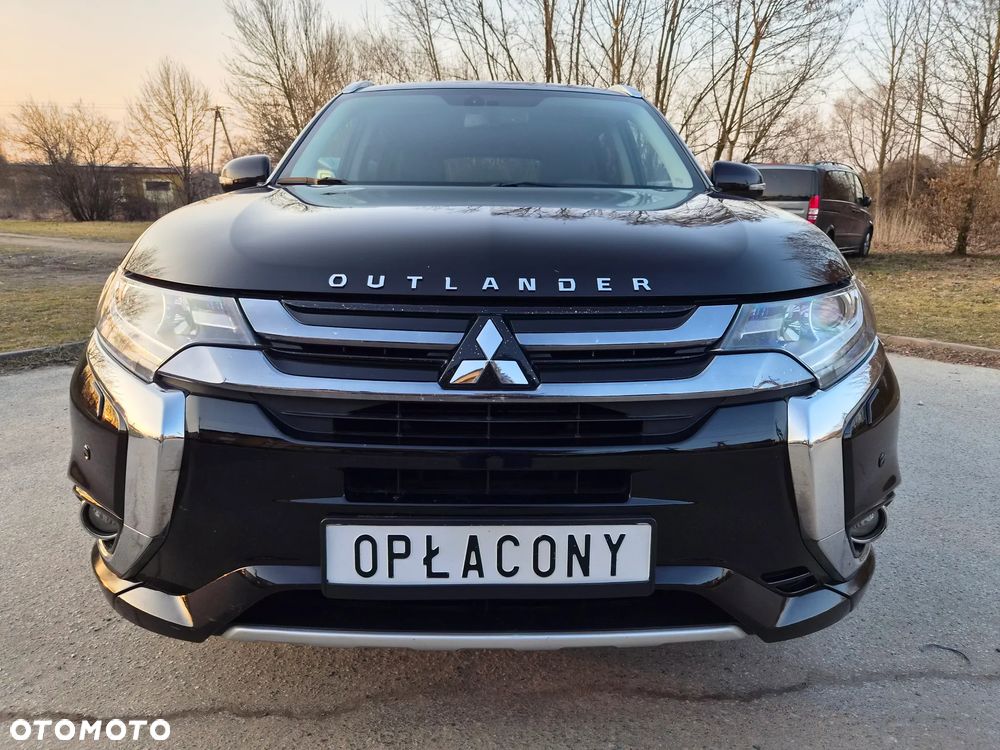 Mitsubishi Outlander - 13