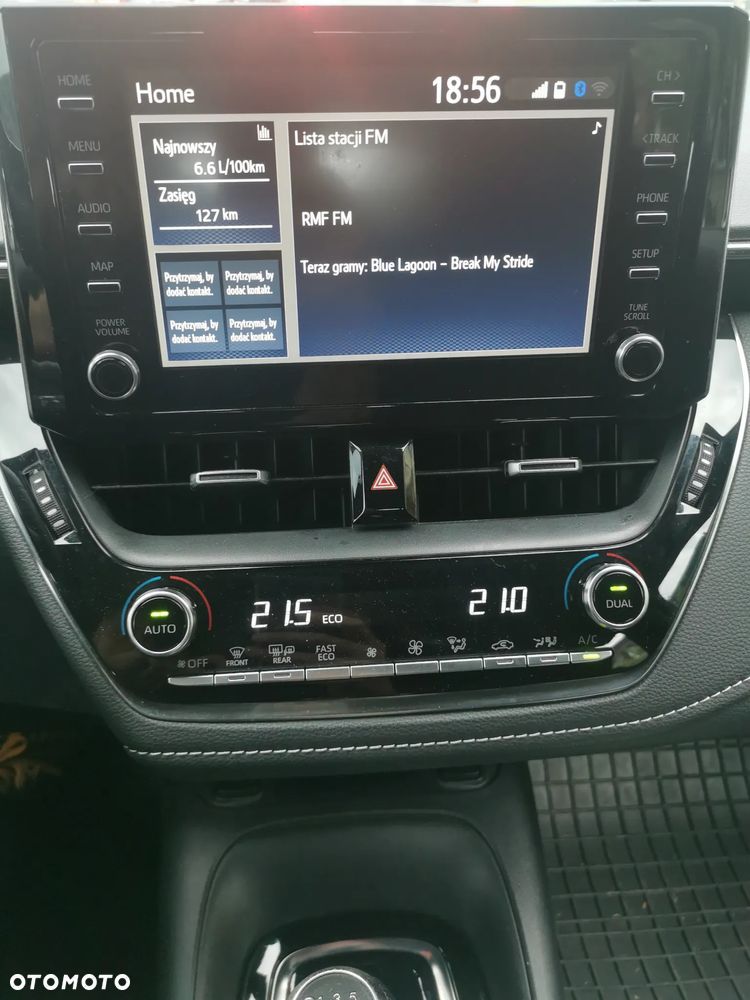 Toyota Corolla 1.2 T Comfort - 26
