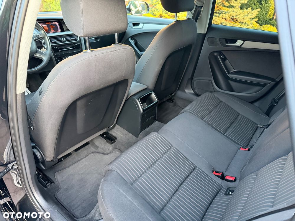 Audi A4 Avant 2.0 TDI DPF Ambition - 13