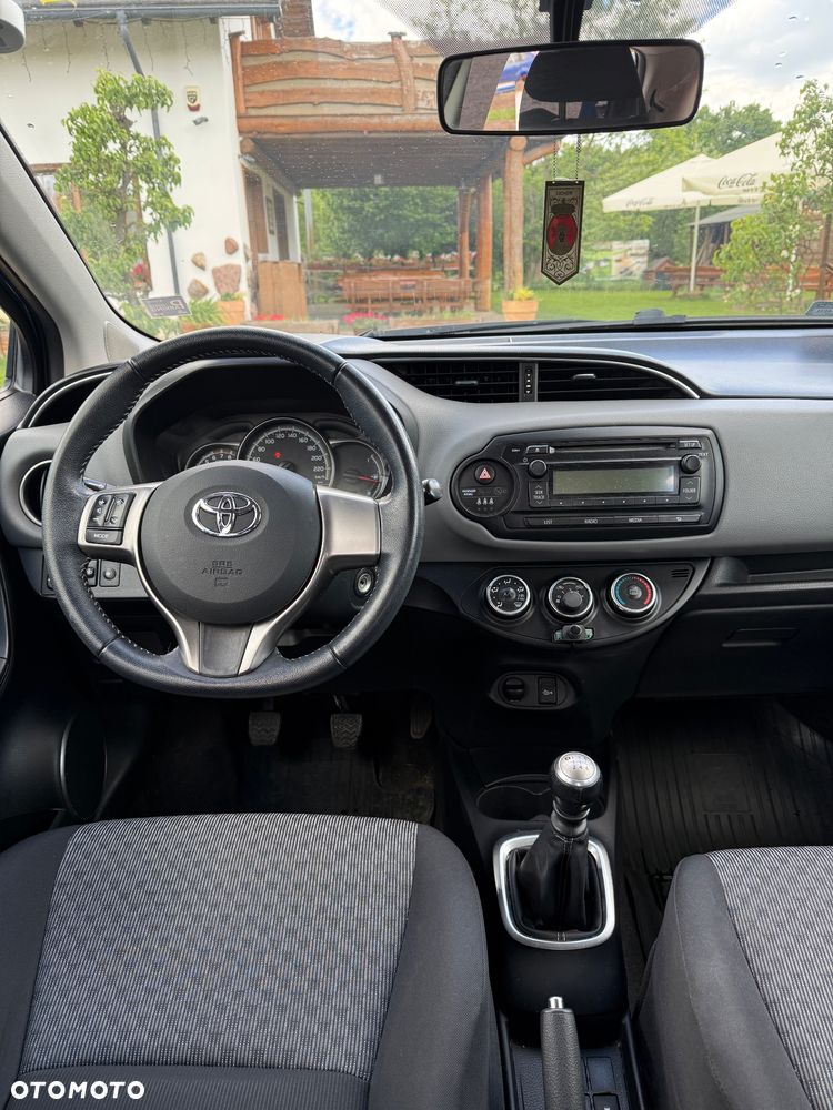 Toyota Yaris - 11